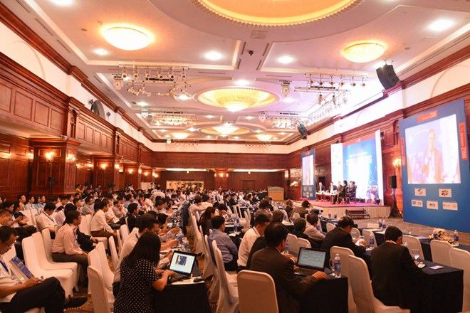 Chuyển đổi số trong cách mạng 4.0 sẽ làm nóng ICT Summit 2017