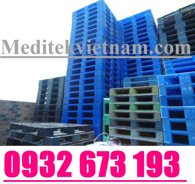 Pallet nhựa cũ
