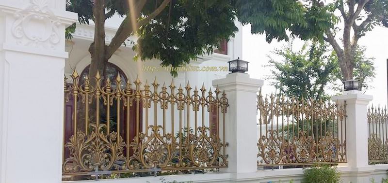 Mẫu hàng rào nhôm đúc HR 107