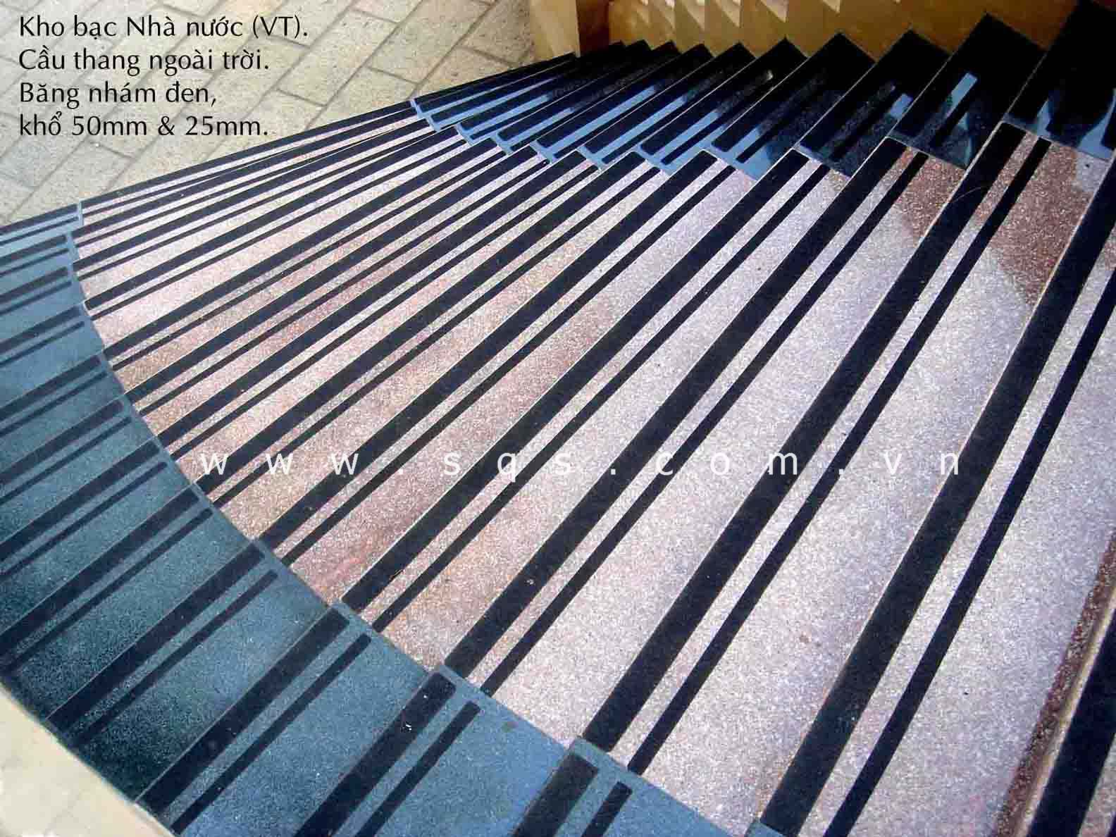 Băng dán chống trơn trượt cho cầu thang, nền sàn