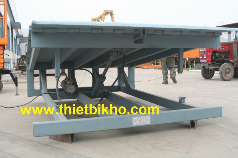 Sàn nâng hạ tự động