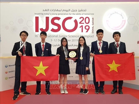 Việt Nam giành 3 HCV tại Kỳ thi Olympic Khoa học trẻ quốc tế